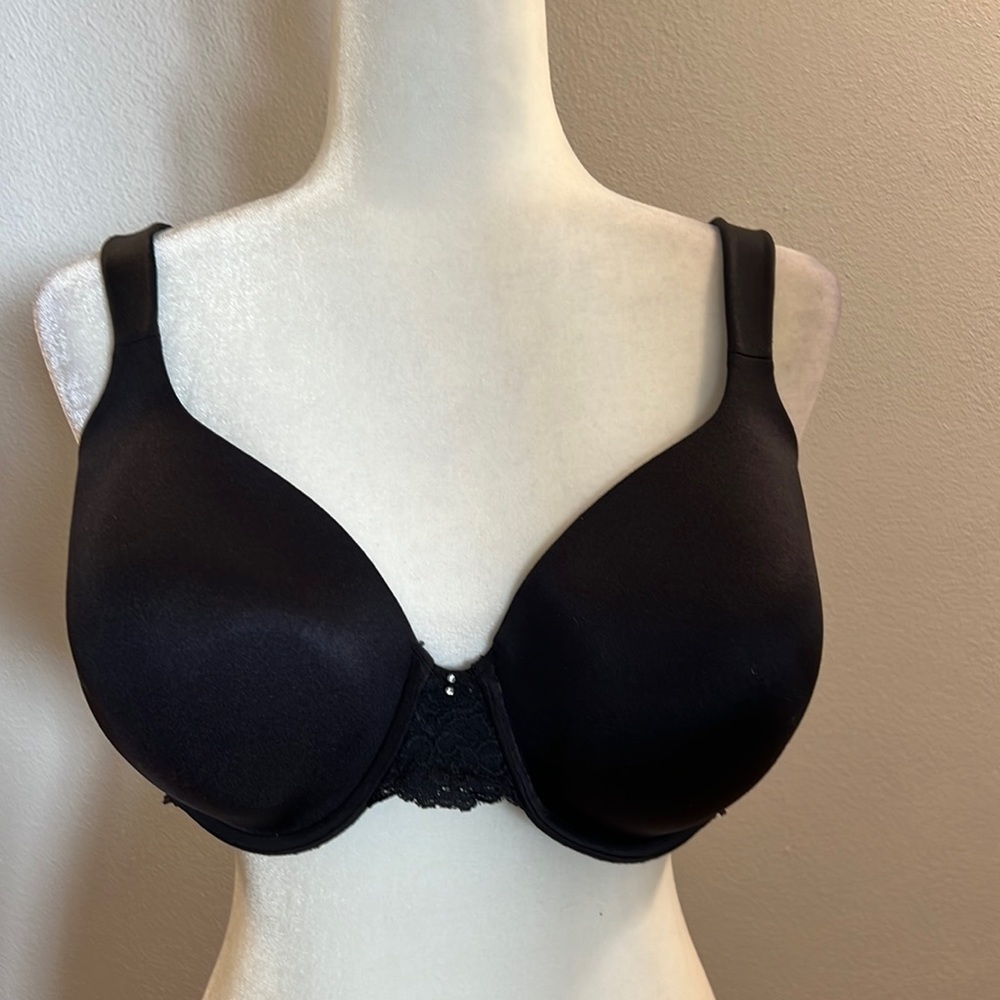 Vanity Fair Black Bra size 42C
